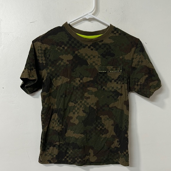 Vans Green and Brown Camouflage Short Sleeve Tee - Picture 1 of 2